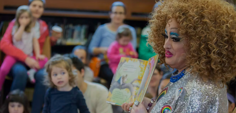 Drag queen performing a death drop